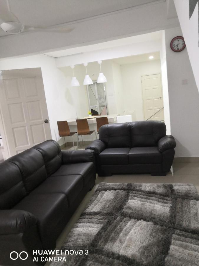 Abah 2 Room Homestay 파시르구당 외부 사진